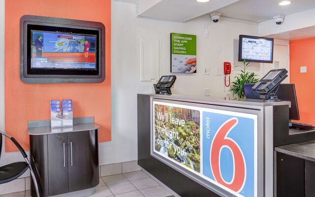 Motel 6 Portland, OR - Central