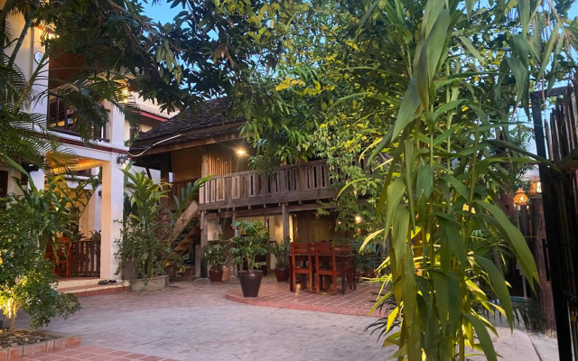 Lao Lu Lodge