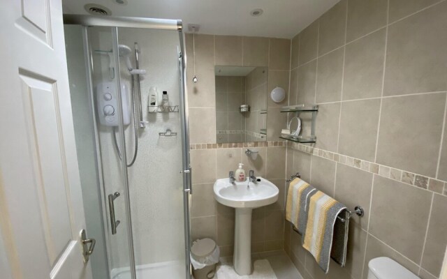 Self Catering Private Annex Near Ferndown