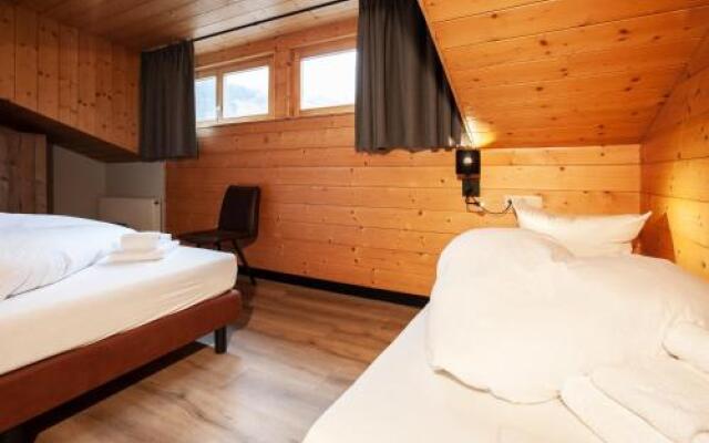 Haus 4 Jahreszeiten - Two-Bedroom Apartment (5 Adults)