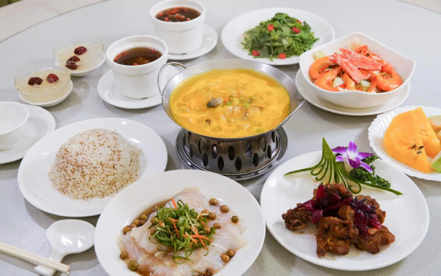 Dong Tair Spa Hotel