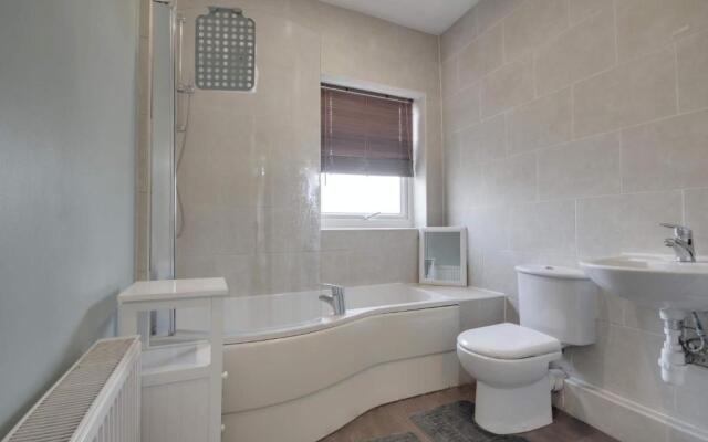 HILLTOP PLACE SUITES near MEADOWHALL