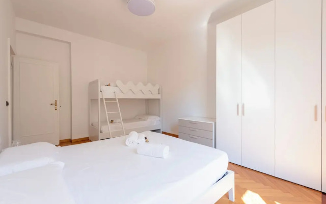 Chic flat with balcony