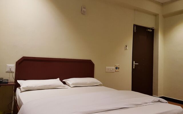 Deluxe Hotel
