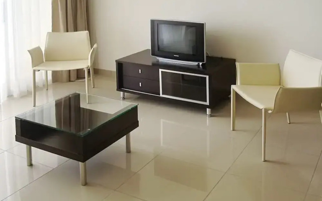 Flat 2 Bedrooms Oroklini