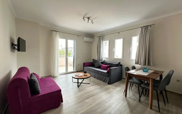 Michael Apartments - Private Parking