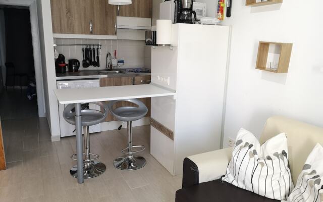 Pool Apartment Costa Teguise