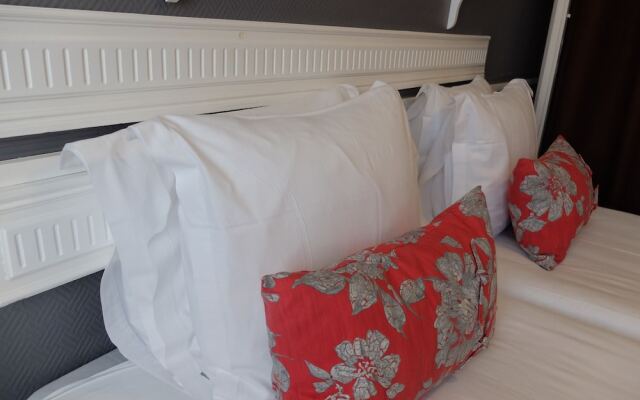 Hotel Aux Temps d'Em