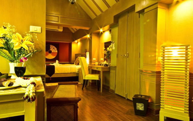 Khum Jao Luang Boutique