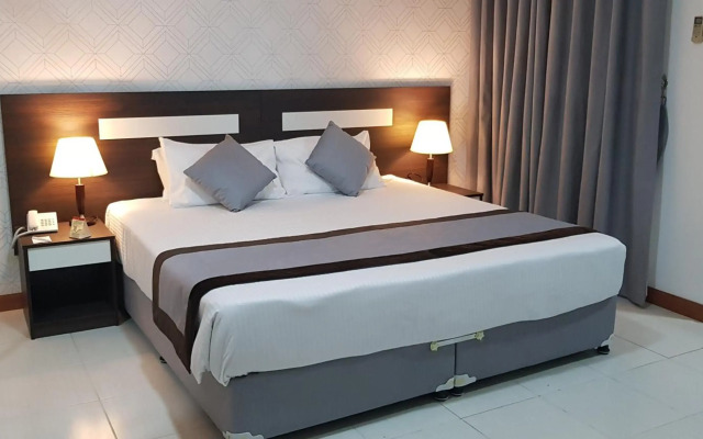 Nova Park Hotel