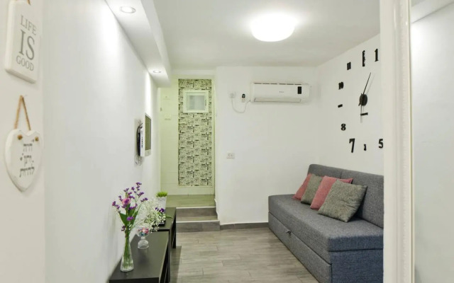 Stunning Studio By The Beach With Free Parking