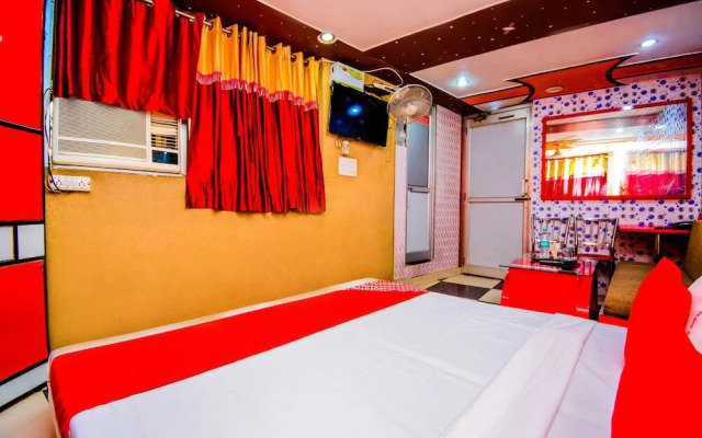 Gaur Guest House by OYO Rooms