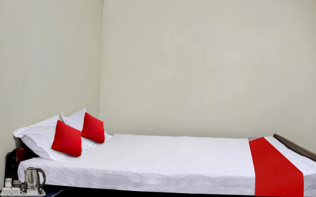 OYO 80513 Hotel Rose Garden