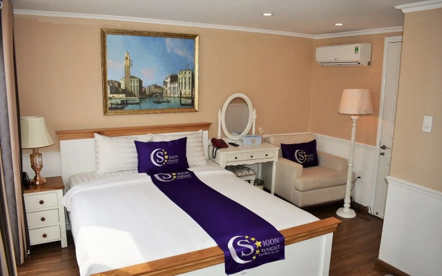 Saigon By Night Luxury Hotel