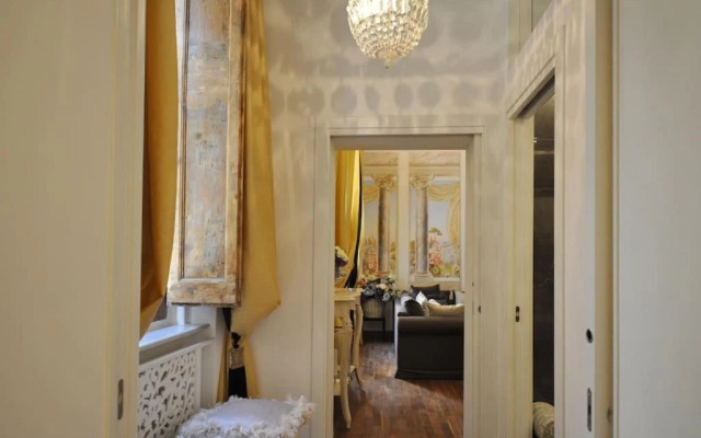 Luxury Navona Apartments by Flatinrome