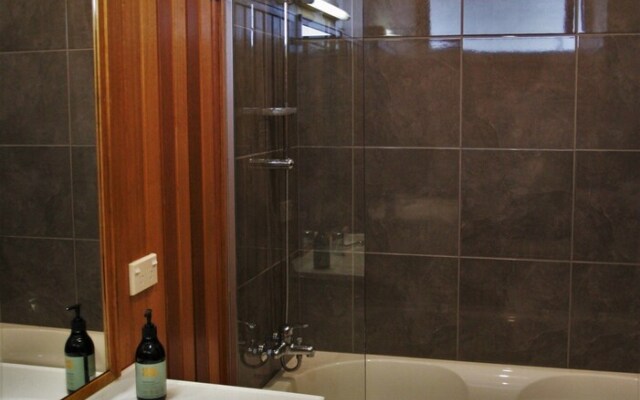 Coromandel Views Bed and Breakfast