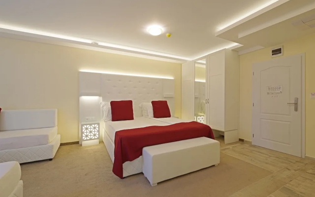 Hotel Perla Beach Luxury - фото 4