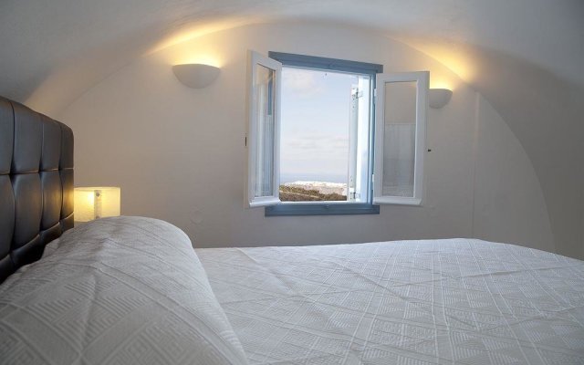 Athiri Santorini Hotel