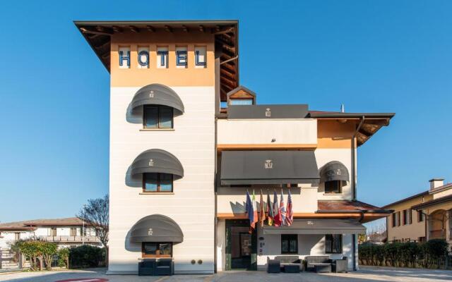 Small Hotel Royal