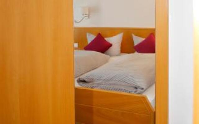 Pension Arcarde