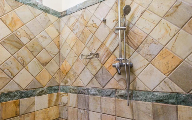 Ware Ware Surf Bungalow Lembongan