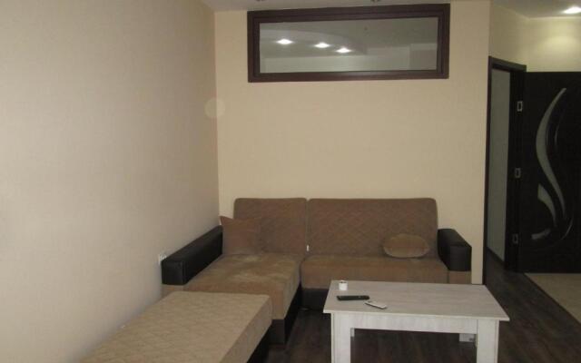Mari Apartment
