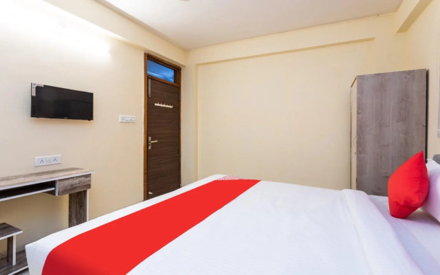 Hotel Kiran Shri By OYO Rooms