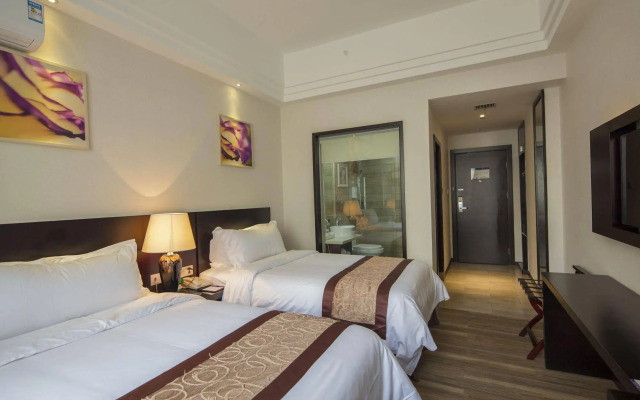 Zhuhai Aqueen Hotel