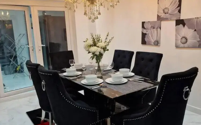 Beautiful and Modern House in Gravesend