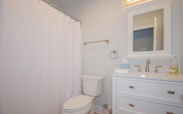 515 Remora Dr