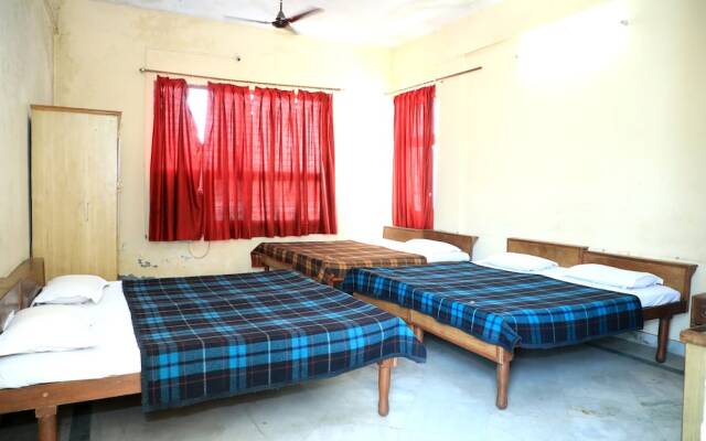 N.D. Tiwari Youth Hostel