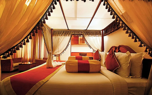 Hotel Cenneys Gateway