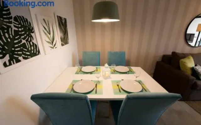 273 Avenida Victoria Aguirre I