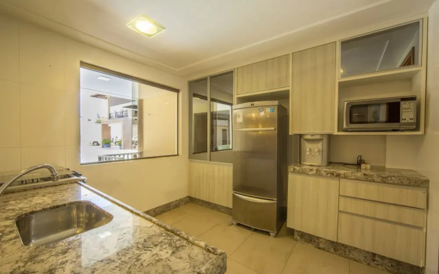 Vila com 4 Casas na Praia de Cotovelo