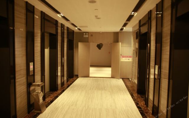 Echarm Hotel Guiyang Xintian Avenue