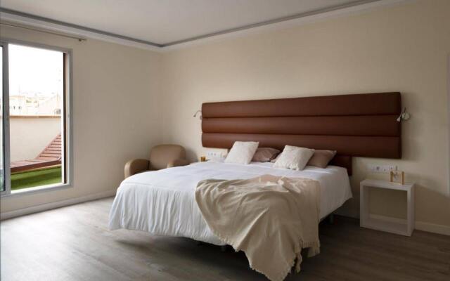 Naitly Ronda Sant Antoni Barcelona Hotel