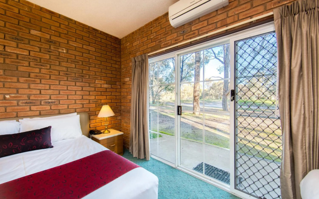 Thurgoona Country Club Resort – Guest Rooms – Albury