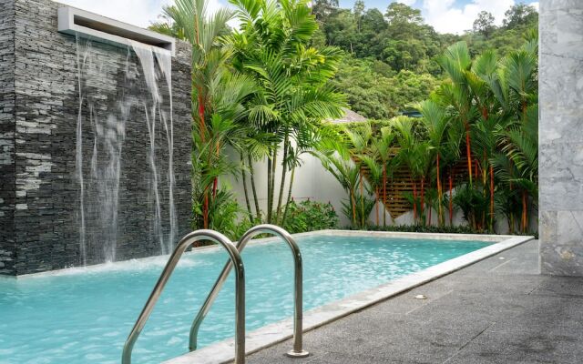 Luxurious 3 Bedroom Designer Pool Villa