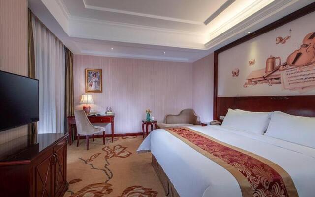Vienna Hotel Shenzhen Longzhu