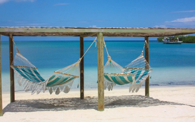 Hotel Turquoise Bay Resort