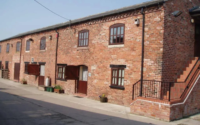 Hopley House Bed & Breakfast