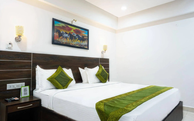 OYO 9647 Hotel MVV Bhavan