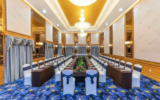 Marina Bay Con Dao Hotel