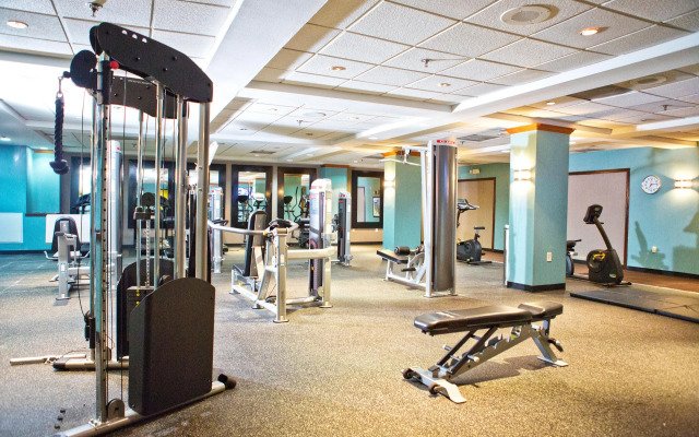 Clarion Hotel & Suites Conference Center Memphis Airport