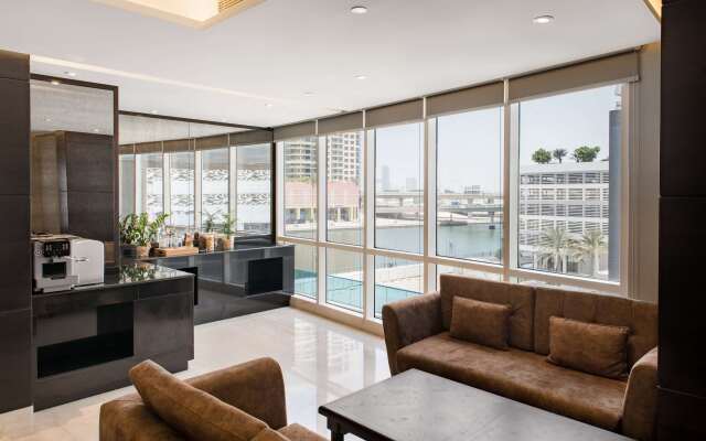 Radisson Blu Hotel, Dubai Canal View Hotel