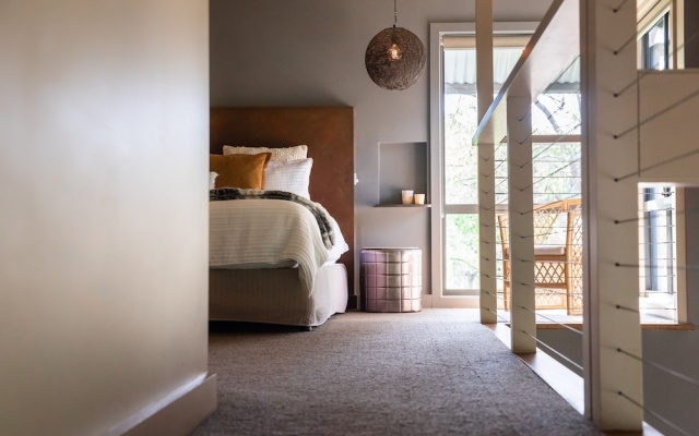 The Edge Villa – Guest Rooms – Mount View