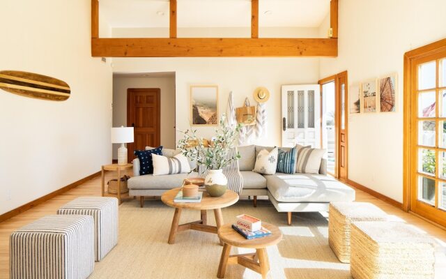 Sebastian by AvantStay | Malibu Home w/ Pool, Hot Tub & Ocean Views - Sleeps 16