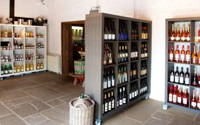 The English Wine Centre