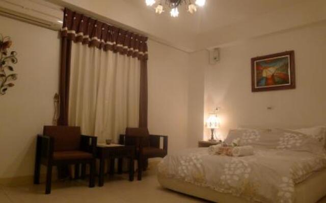 World Art Homestay