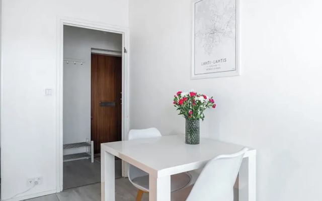 Nice Studio with Balcony in the Center